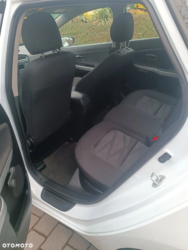 Kia Ceed 1.6 CRDi L - 5