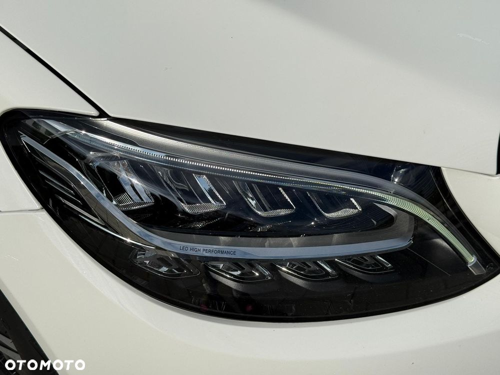 Mercedes-Benz Klasa C 180 d 9G-TRONIC Exclusive - 11