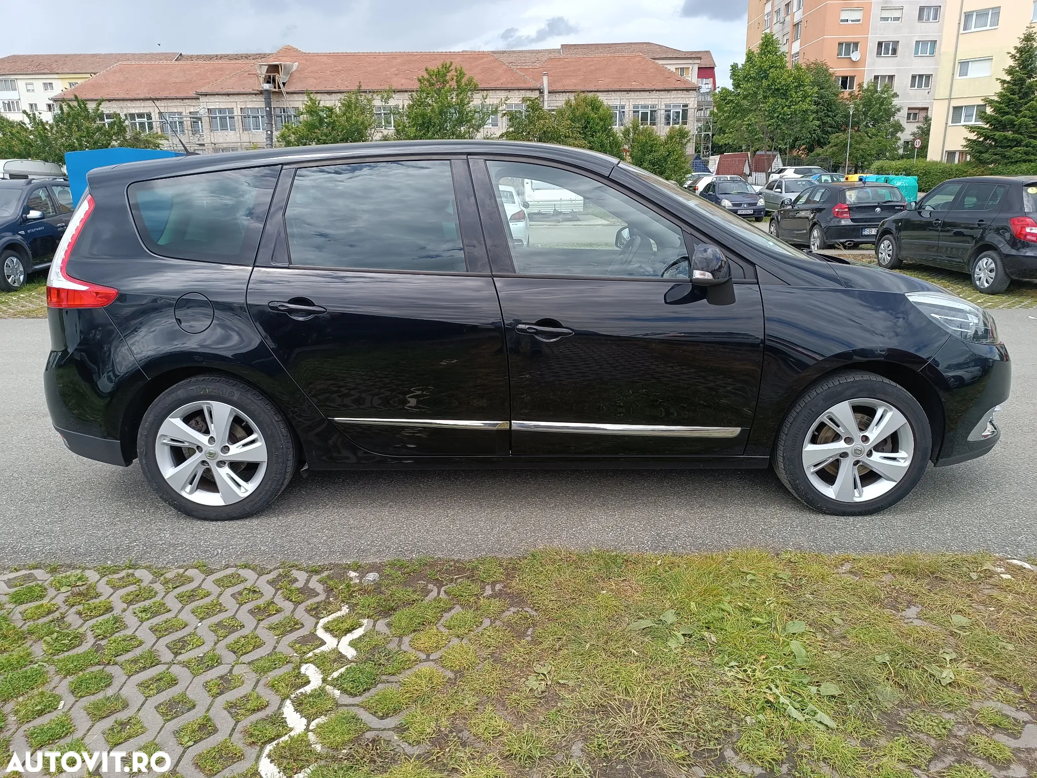 Renault Scenic ENERGY TCe 115 LIFE - 15