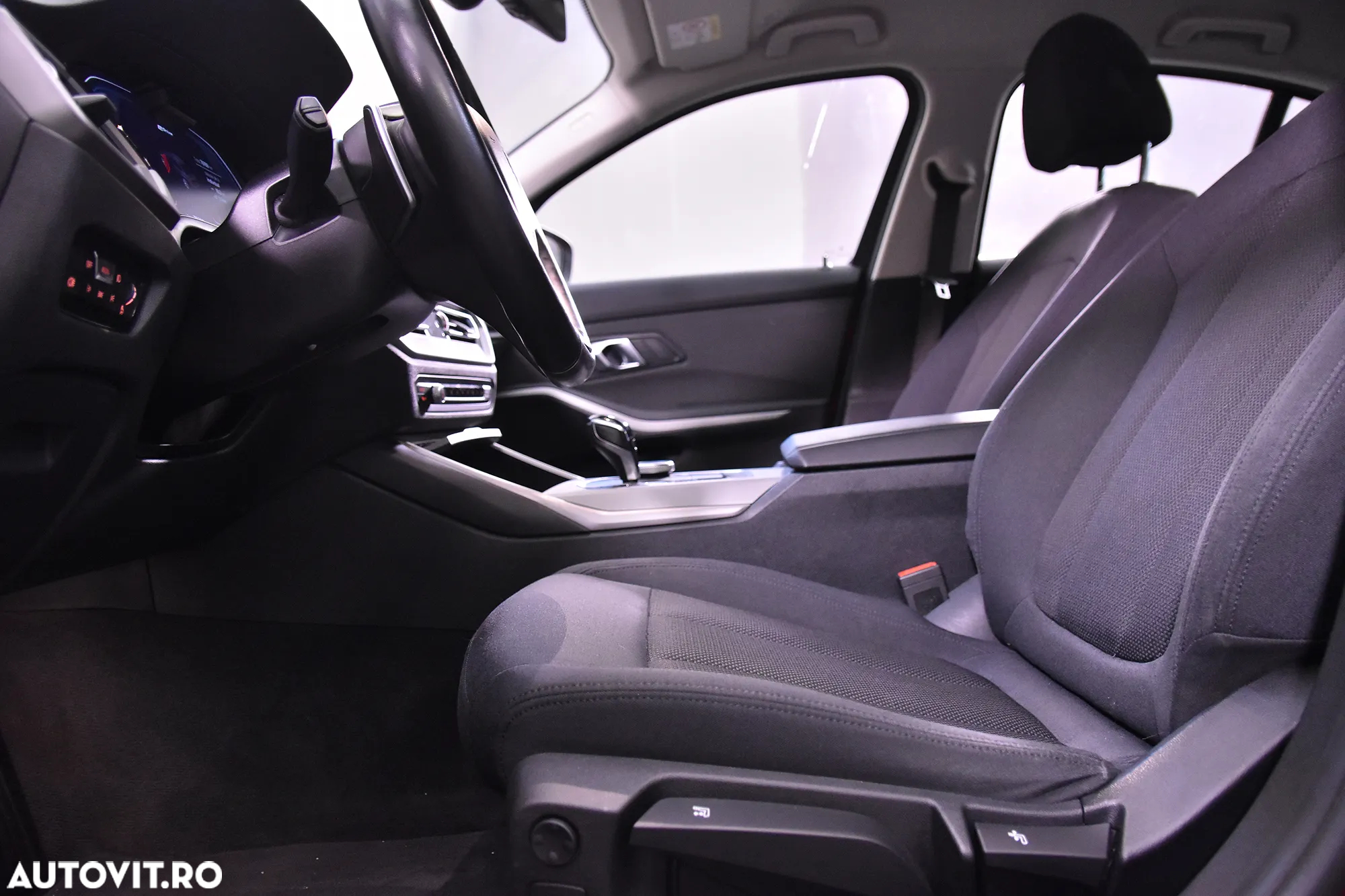 BMW Seria 3 330e AT PHEV - 26