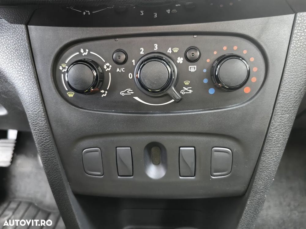 Dacia Logan 1.0 SCe SL PLUS - 21