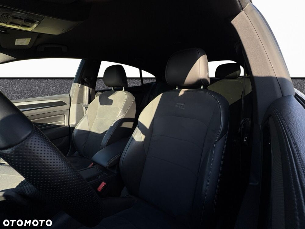 Volkswagen Arteon - 32