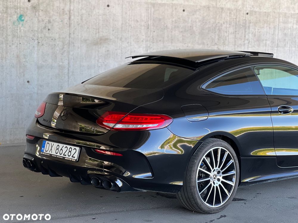 Mercedes-Benz Klasa C AMG 43 4-Matic - 20