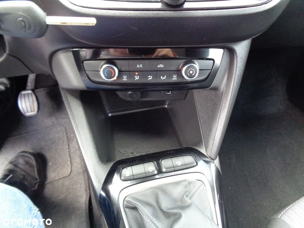 Opel Corsa 1.2 Business S&S - 13