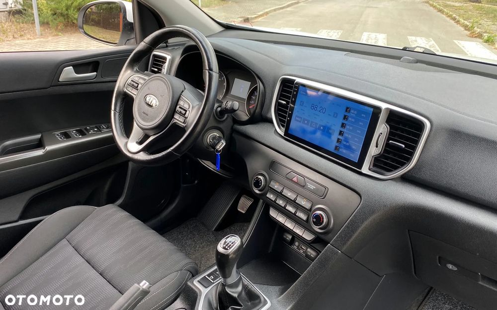 Kia Sportage 1.6 GDI Business Line 2WD - 27