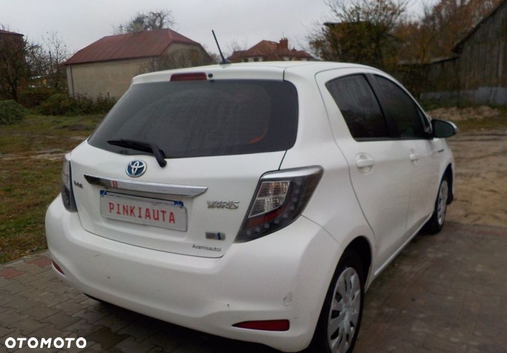 Toyota Yaris - 13