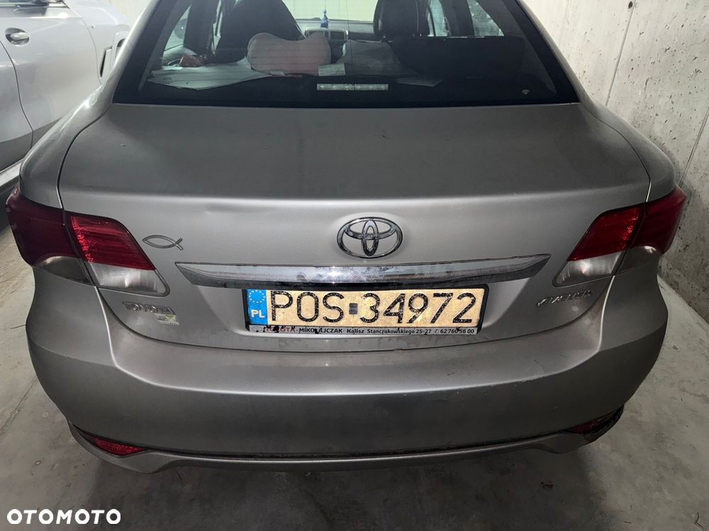 Toyota Avensis - 5