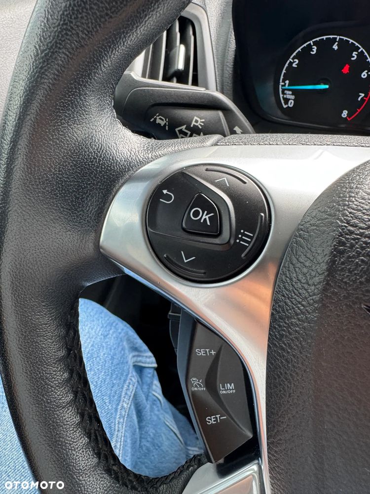 Ford Transit Connect - 18
