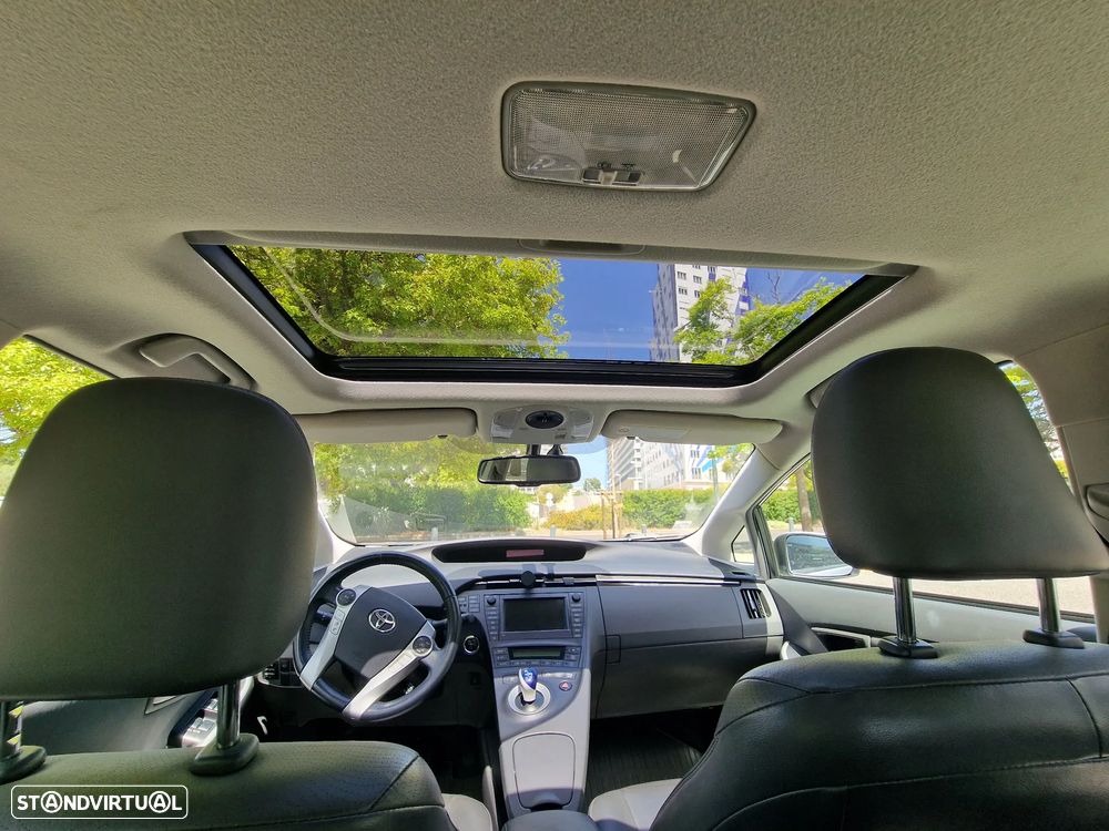 Toyota Prius 1.8 Premium +Pele+GPS+Solar - 17