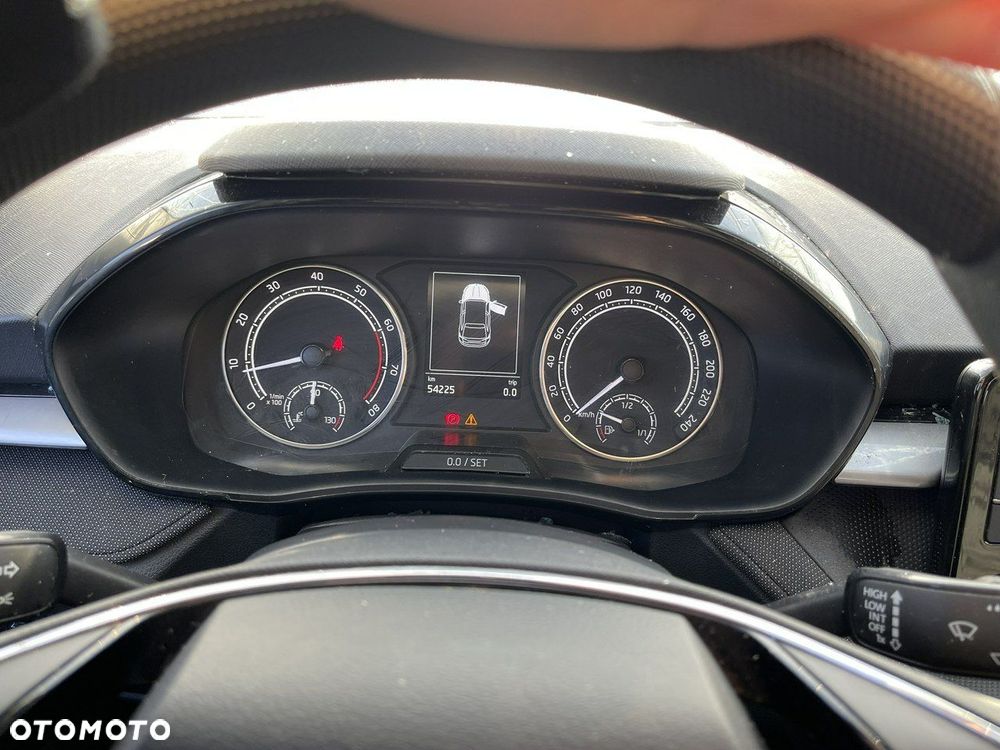 Skoda Fabia 1.0 Ambition - 9