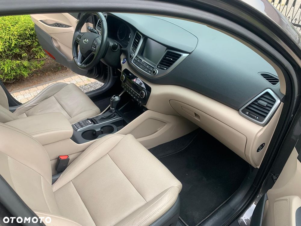 Hyundai Tucson 1.7 CRDI BlueDrive Style 2WD DCT - 23