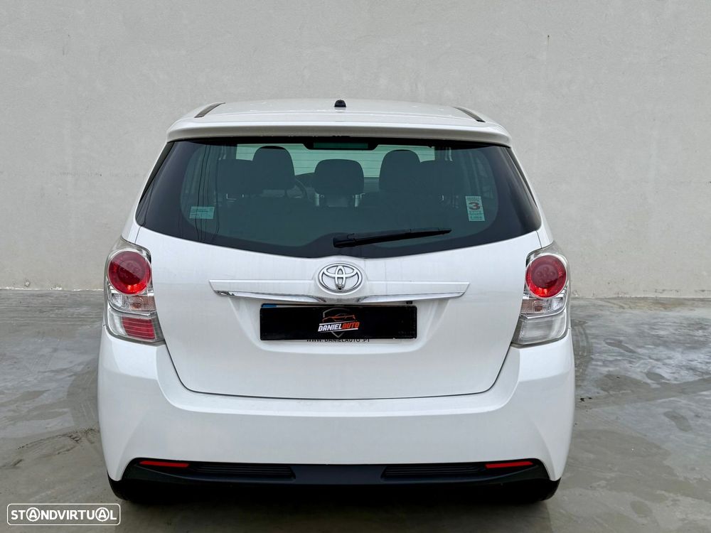 Toyota Verso 1.6 D-4D Exclusive+GPS - 4