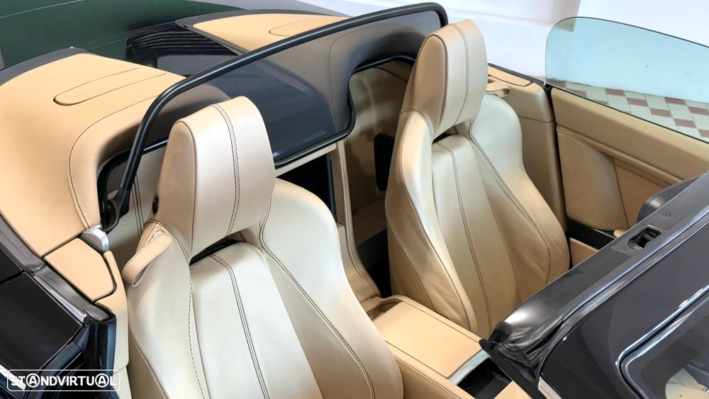 Aston Martin Vantage Roadster V8 Sportshift - 22