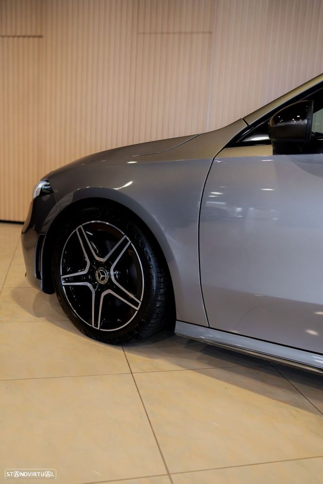 Mercedes-Benz A 200 Limousine AMG Line Aut. - 26