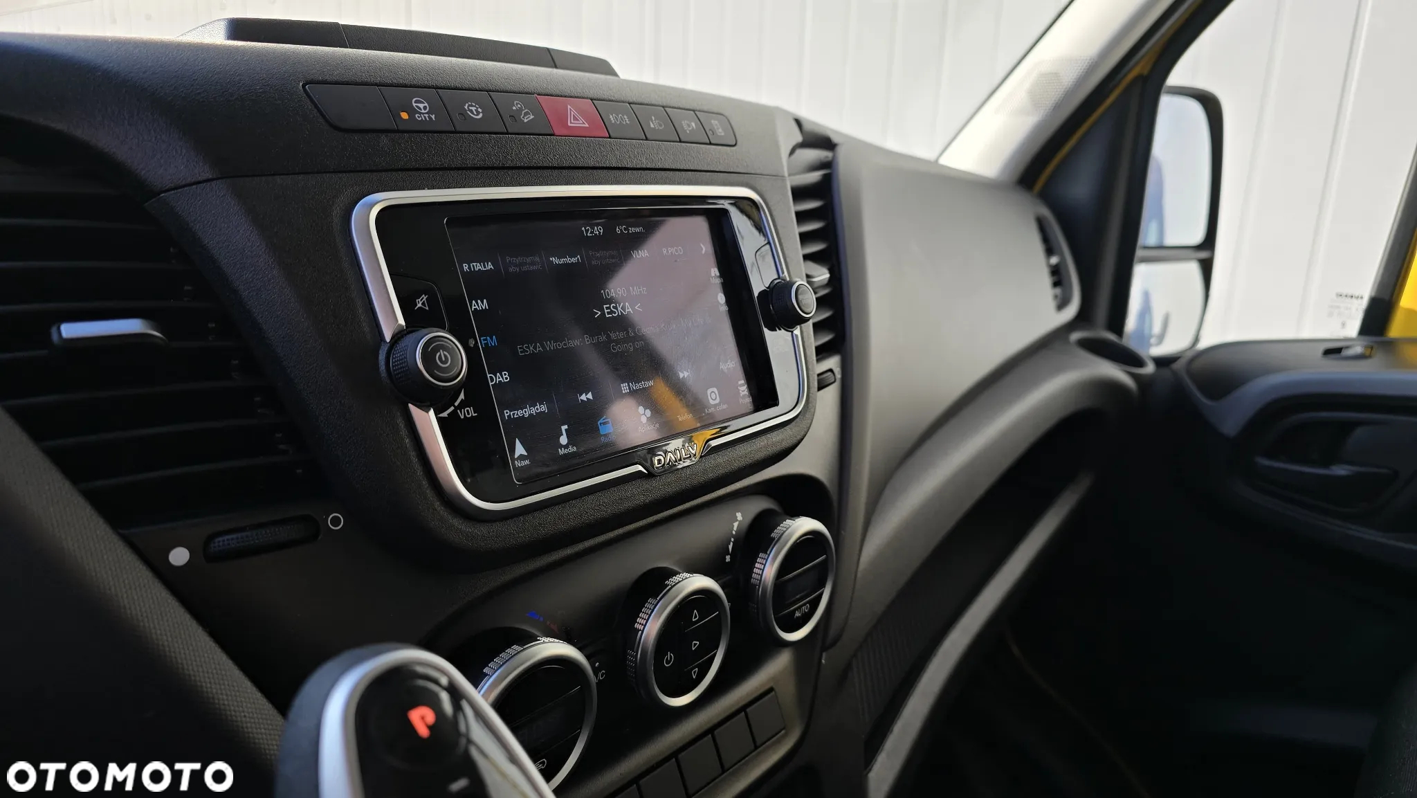 Iveco Daily Hi-Matic 35S18A8/P Digicross Webasto, LED, Sypialnia Spojkar, Pneumatyka, AUTOMAT 3.0 180KM - 31
