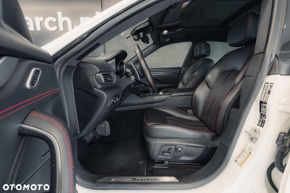 Maserati Levante - 14