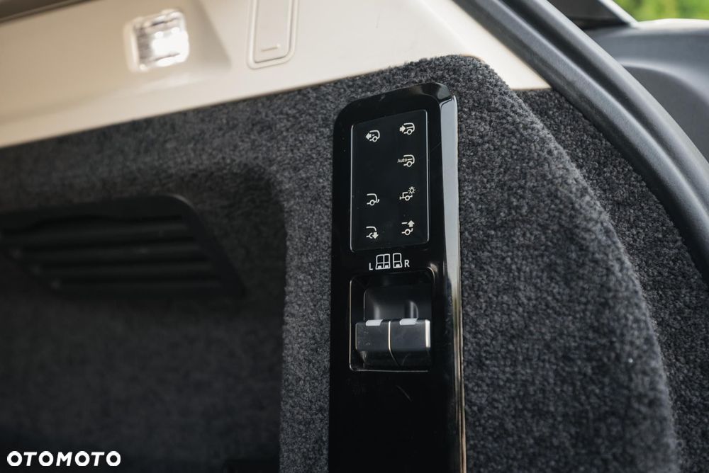 Land Rover Range Rover - 37