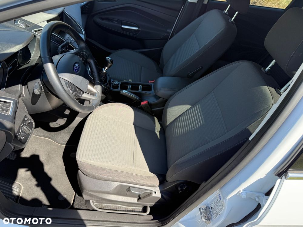 Ford C-MAX 2.0 TDCi Start-Stop-System Titanium - 8