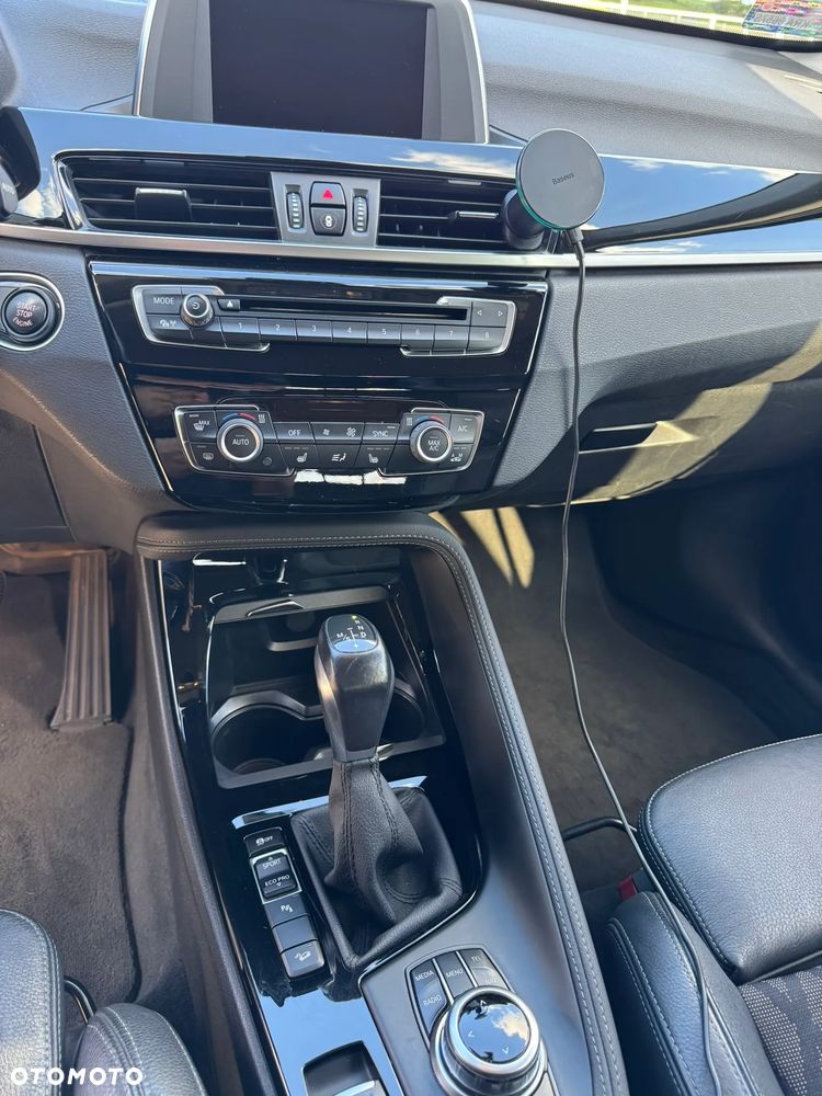 BMW X1 xDrive20i xLine - 24