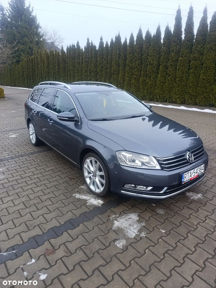 Volkswagen Passat 2.0 TDI Highline - 37