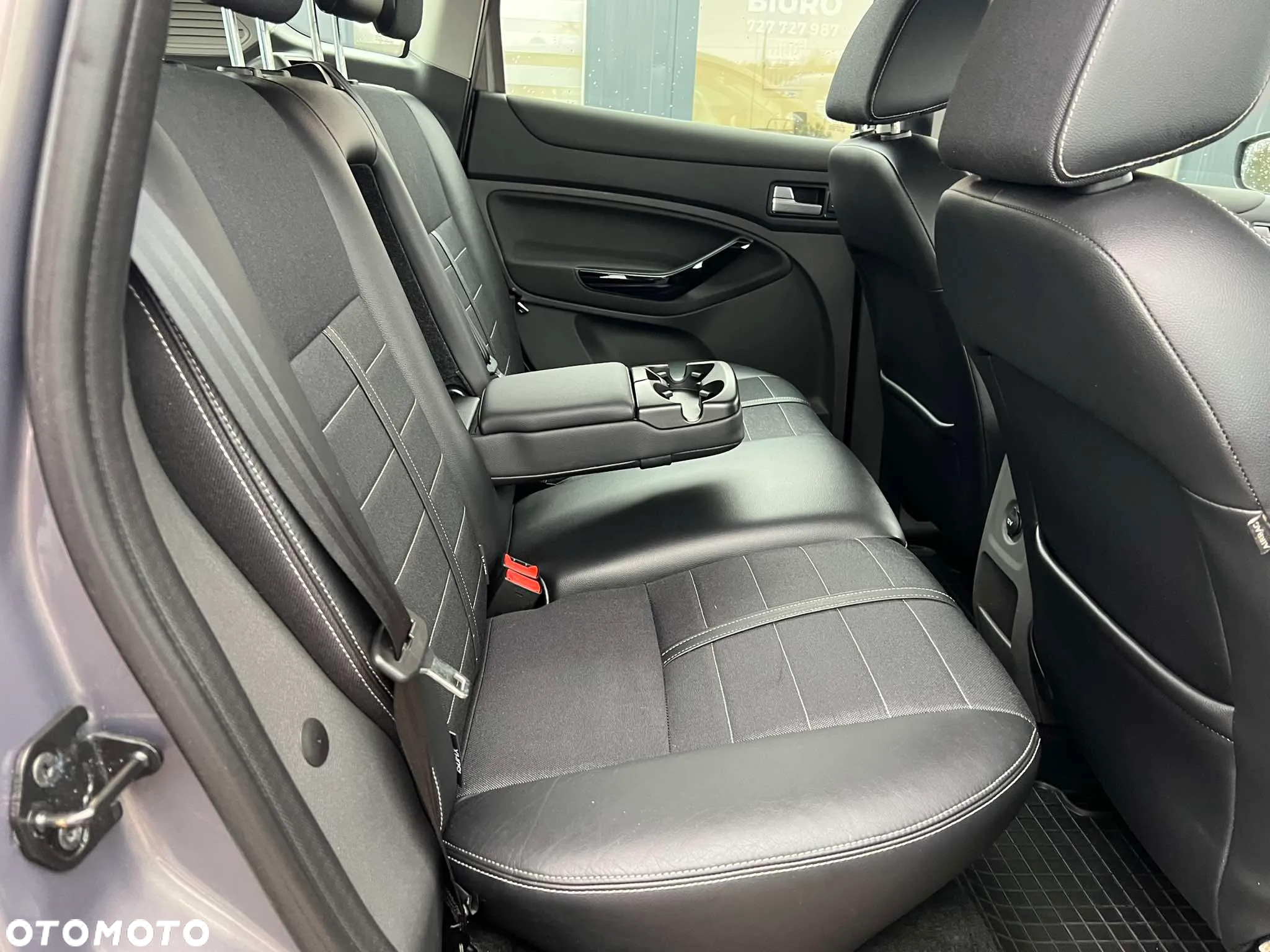 Ford Kuga 2.0 TDCi Titanium - 10
