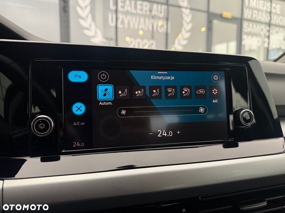 Volkswagen Golf - 27