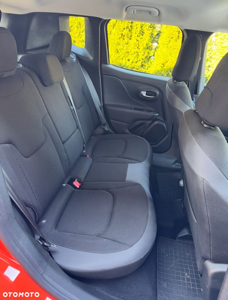 Jeep Renegade - 11