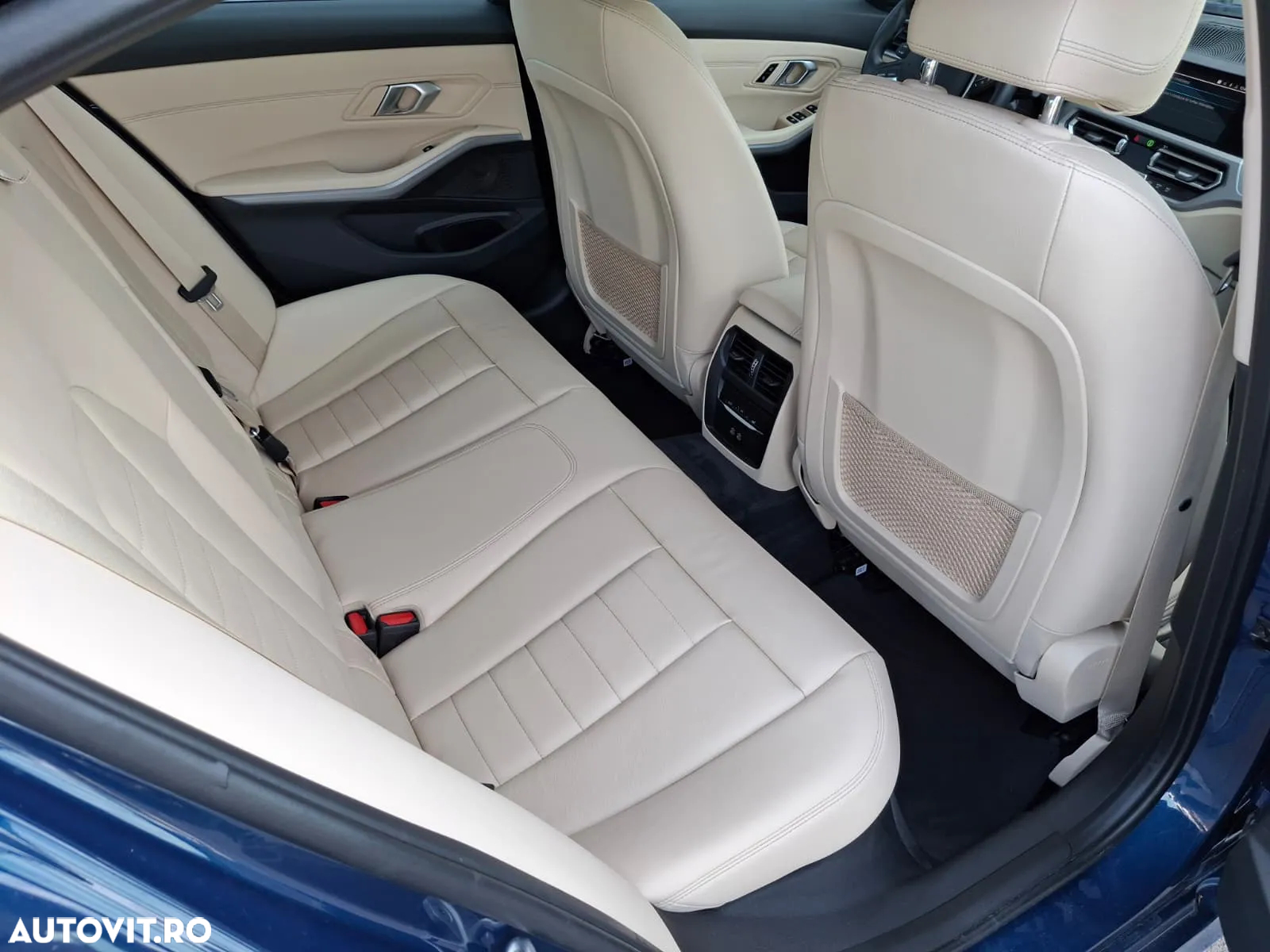 BMW Seria 3 330e Aut. Advantage - 12