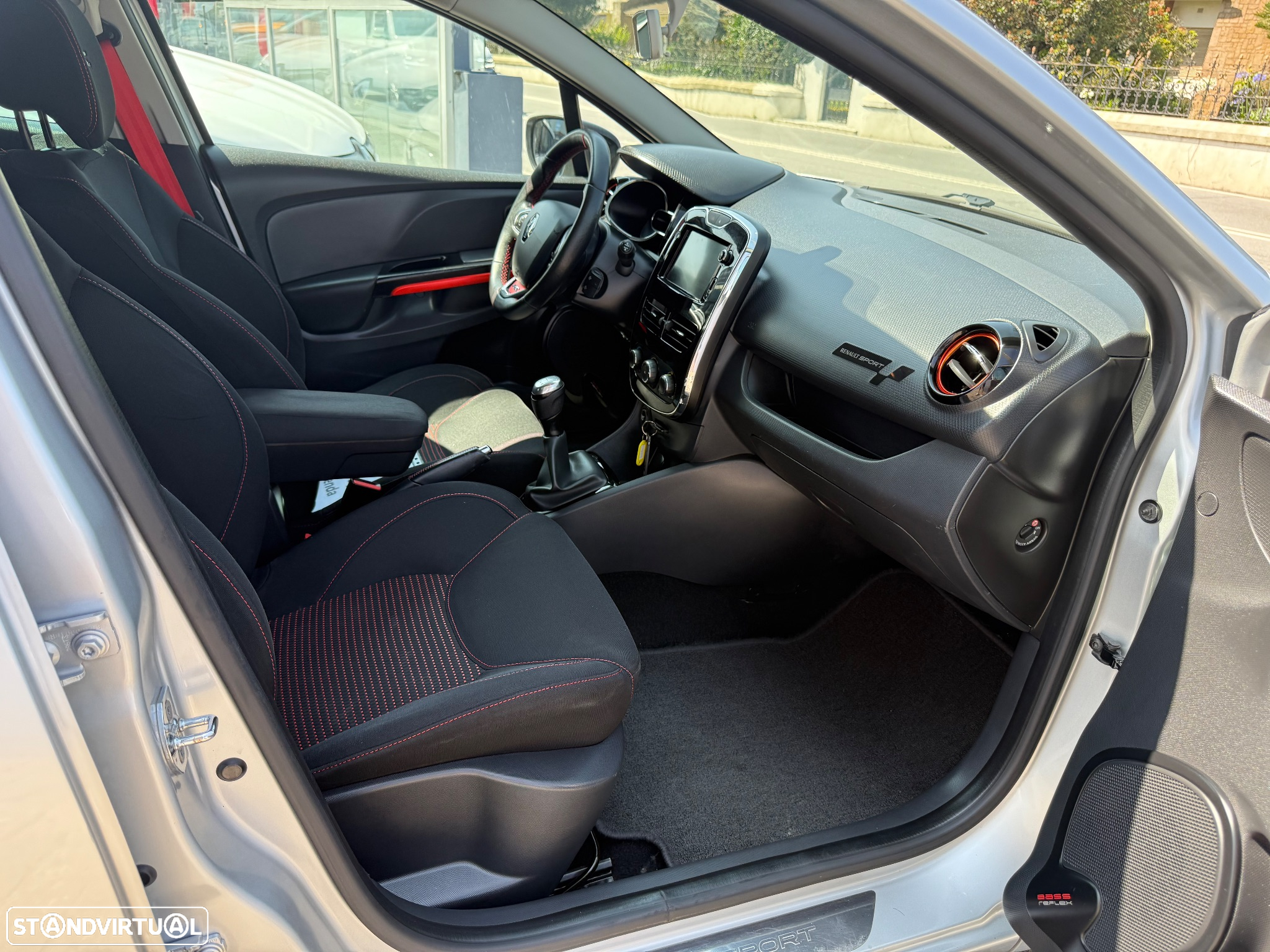 Renault Clio 1.5 dCi Dynamique S - 49