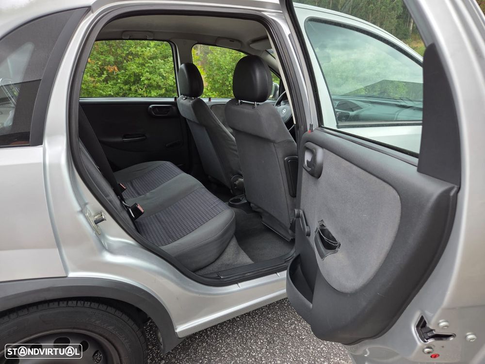 Opel Corsa 1.2 16V Confort - 12