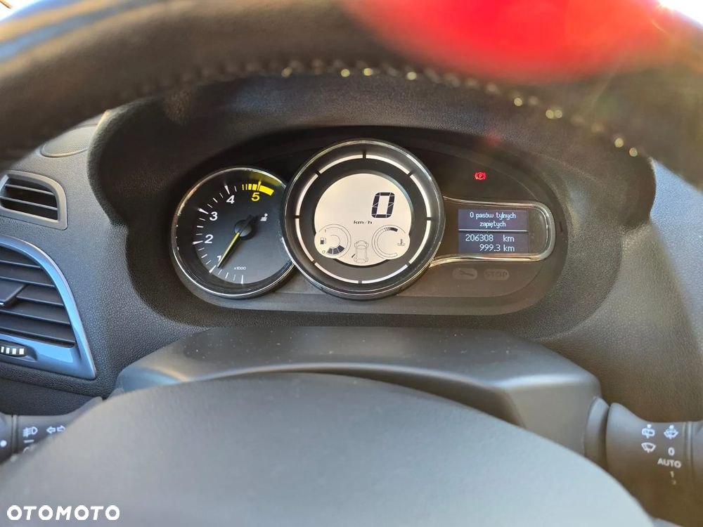Renault Megane 1.5 dCi Energy Limited EU6 - 11