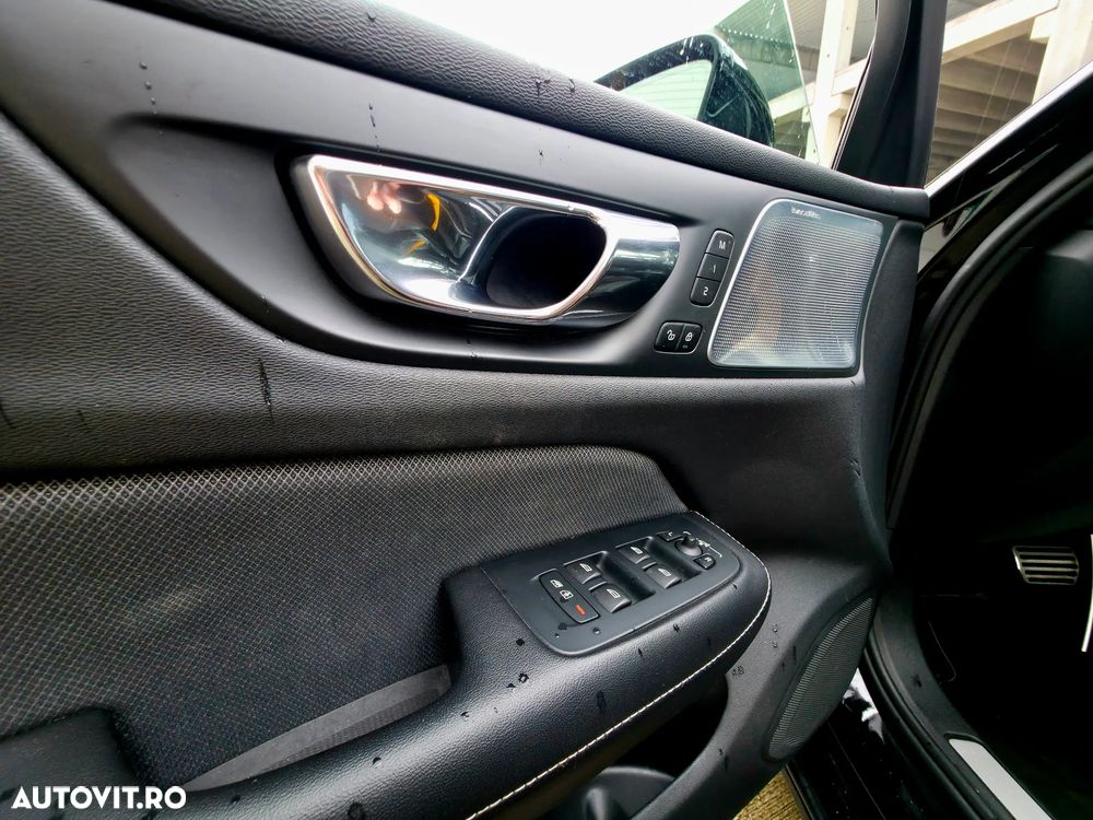 Volvo S60 T8 Recharge AWD Polestar Engineered - 21