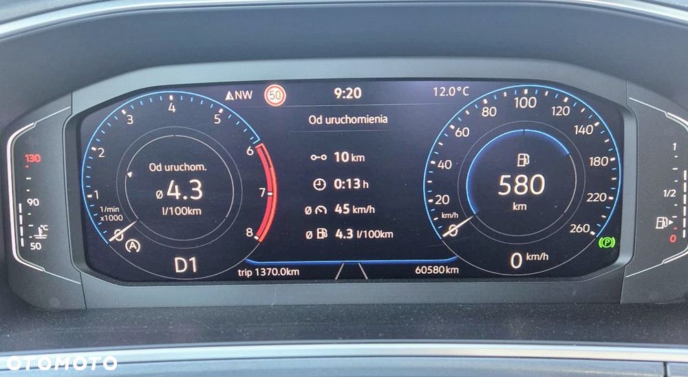Volkswagen T-Roc - 14