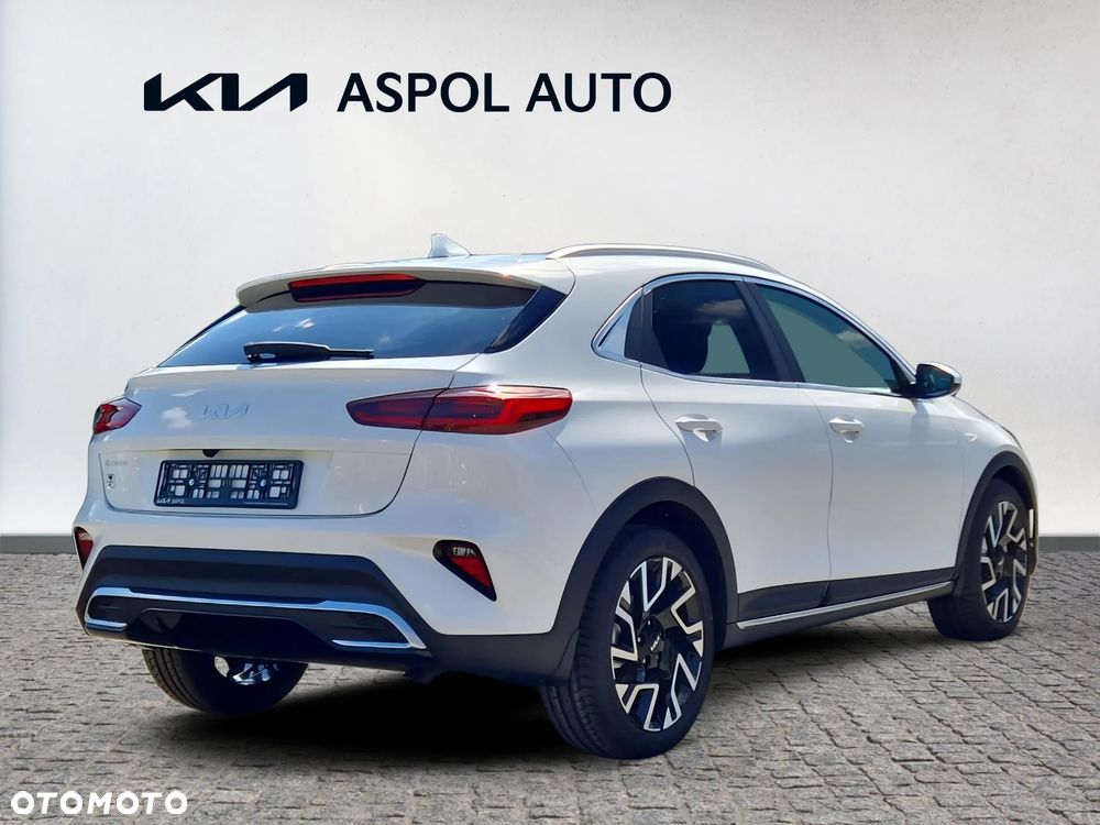 Kia XCeed - 6