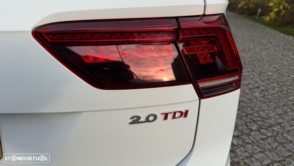 VW Tiguan 2.0 TDI R-Line DSG 4Motion - 31