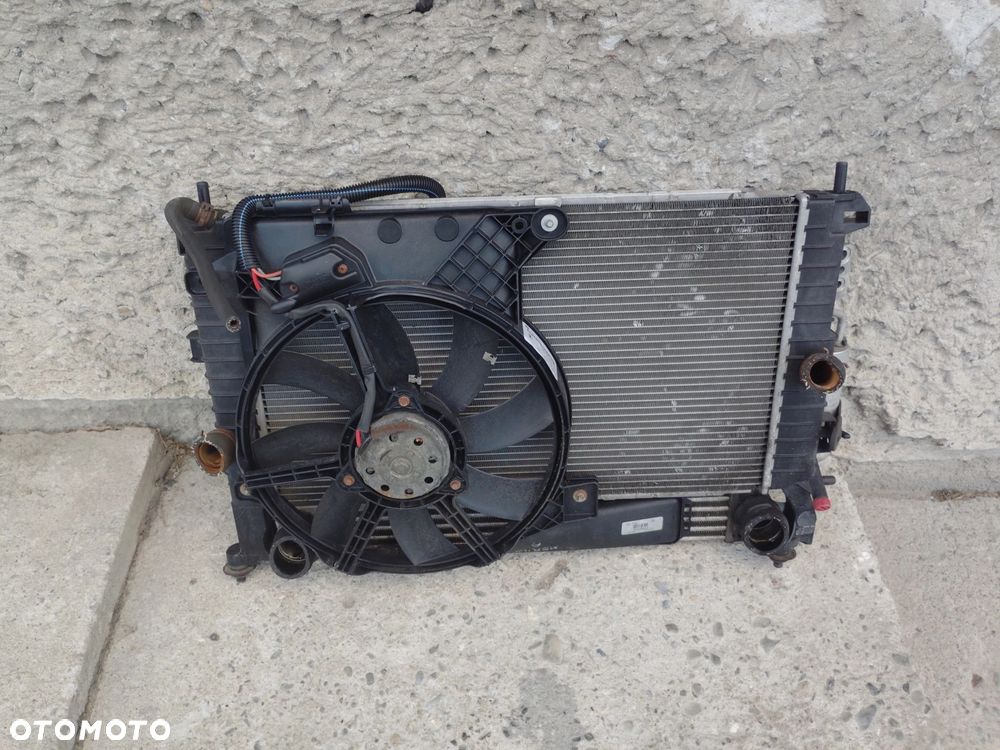 CHŁODNICA INTERCOOLER 1.7 CDTI OPEL MERIVA A - 3