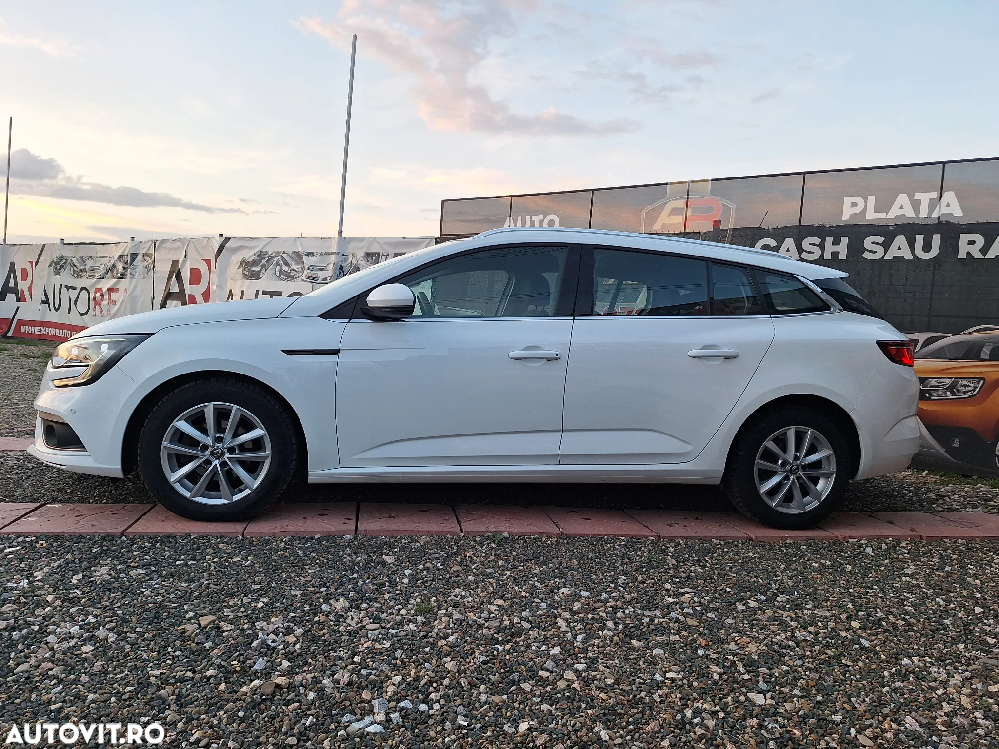 Renault Megane Blue dCi 115 EDC Equilibre - 26