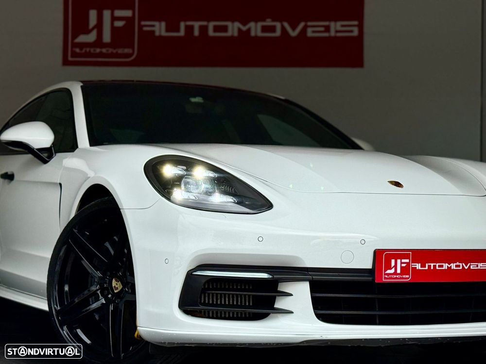 Porsche Panamera 4 S - 3