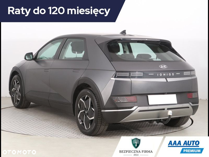 Hyundai IONIQ 5 - 5