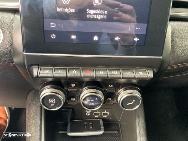 Renault Captur E-TECH 160 TECHNO - 28