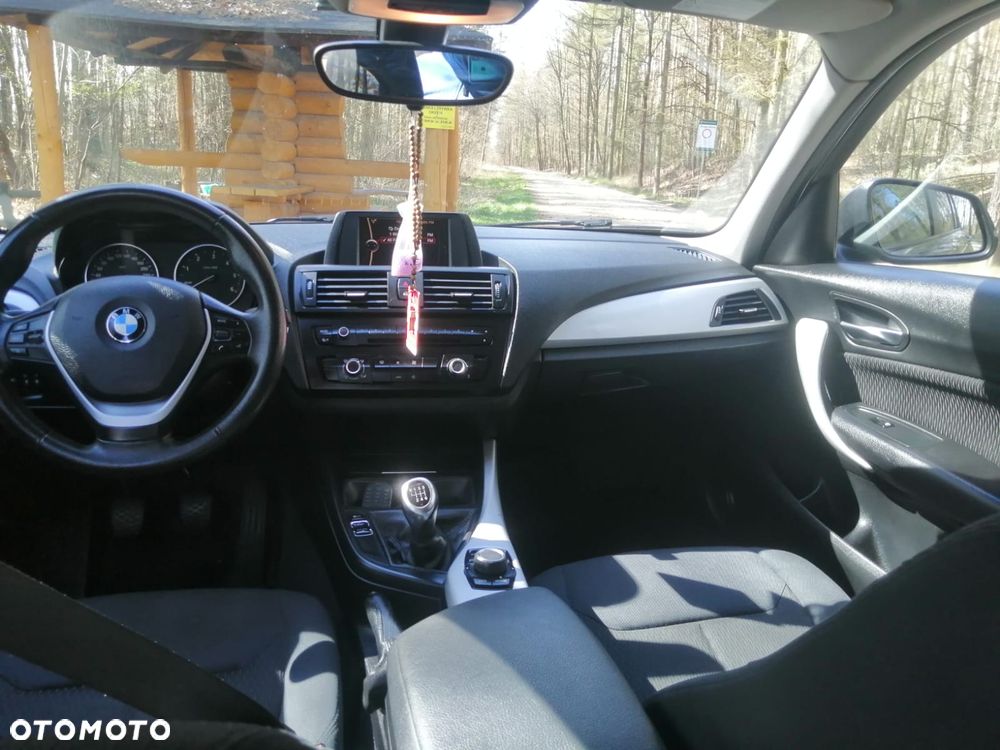 BMW Seria 1 116d - 8