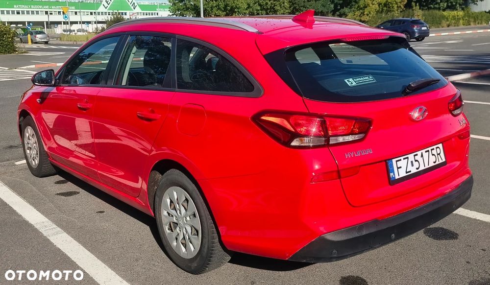 Hyundai i30 1.5 DPI Classic + - 8
