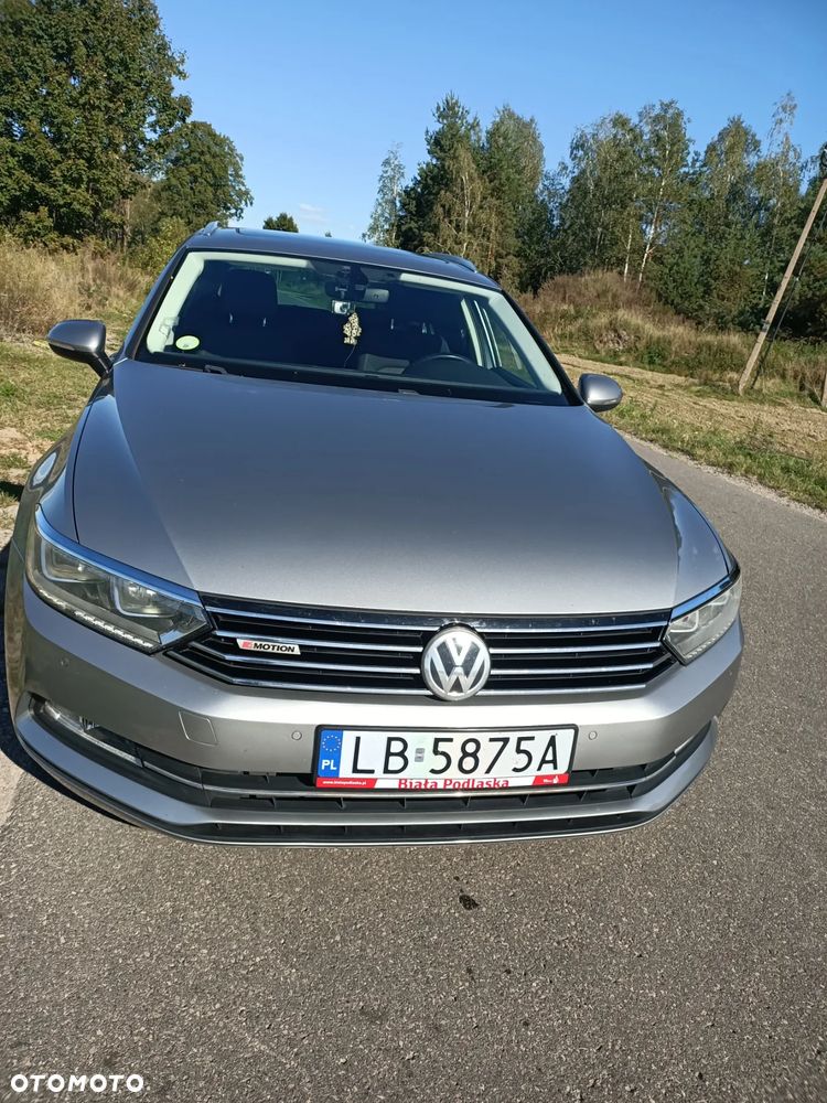 Volkswagen Passat - 2