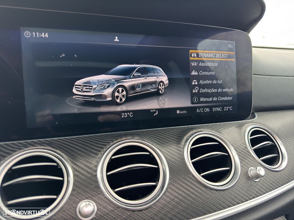 Mercedes-Benz E 220 d AMG - 15