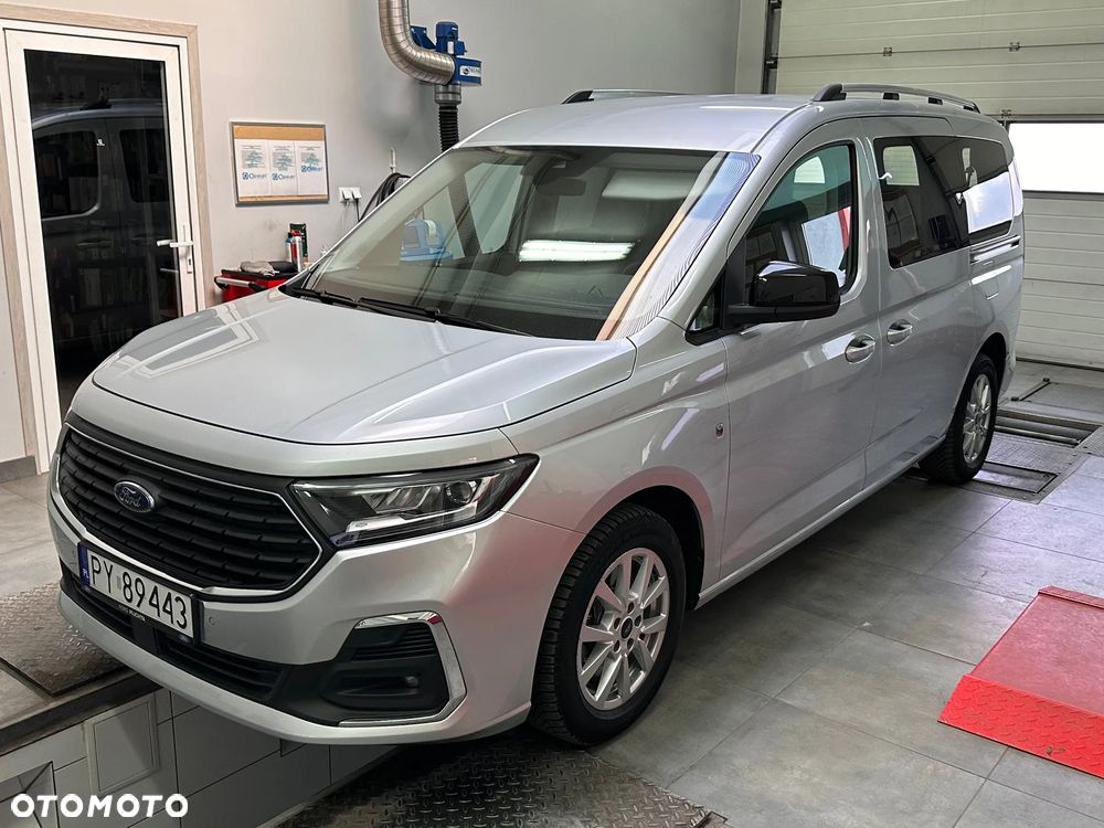 Ford Tourneo Connect Grand 2.0 EcoBlue Titanium