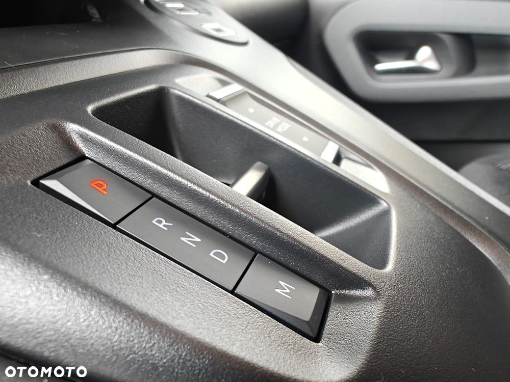 Peugeot RIFTER 1.5 diesel 130KM automat - 23