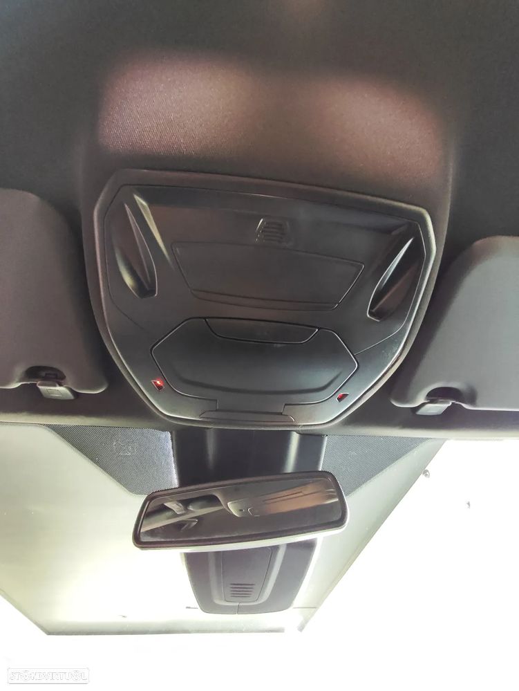 Ford Focus 2.0 EcoBoost ST c/ Pack Pele Desportiva - 39