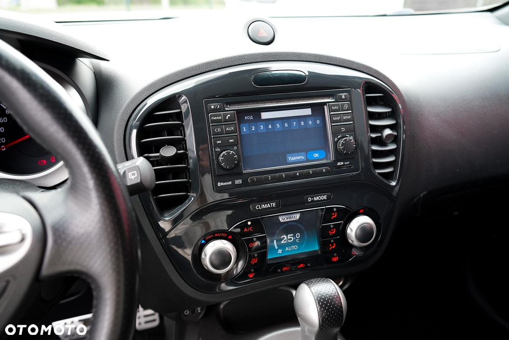 Nissan Juke 1.6 T Tekna 4x4 - 17