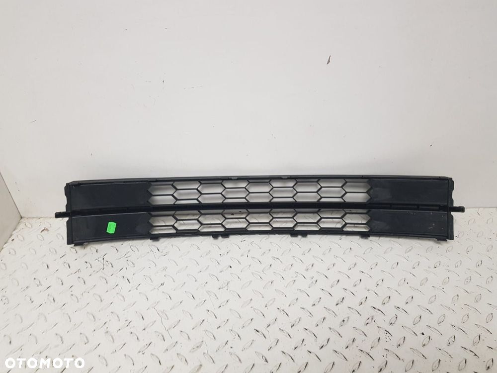 ŚRODKOWA KRATKA ZDERZAKA PRZEDNIEGO SKODA RAPID 12-19  5JA 5JA853677A - 3