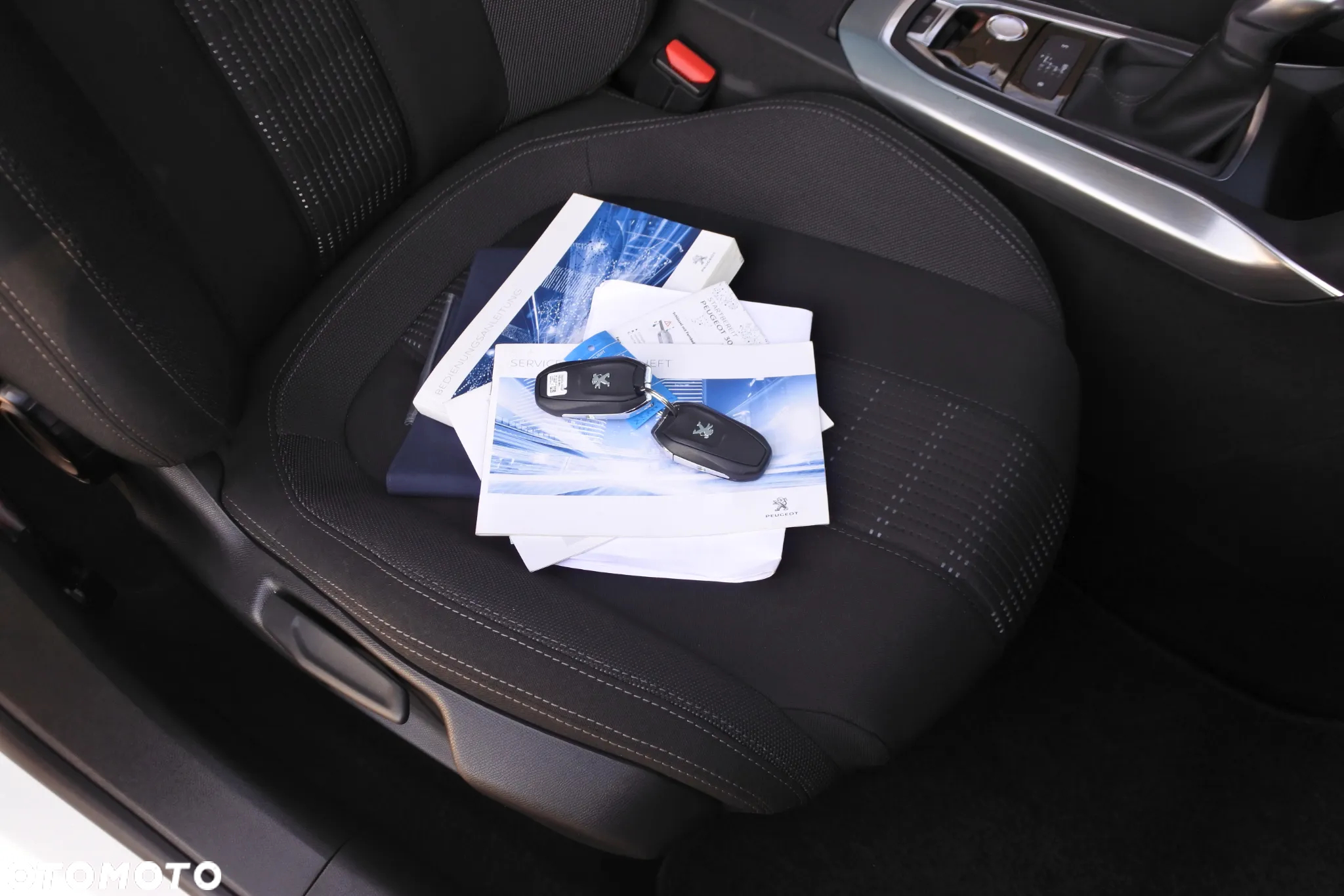 Peugeot 308 PureTech 130 EAT8 Allure - 7